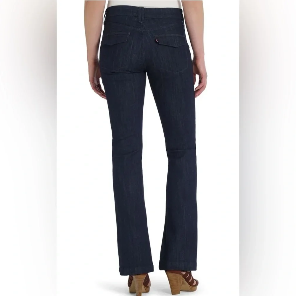 Levis Demi Curve Classic Rise Bootcut - Picture 5 of 16